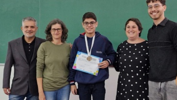 Estudante do Colégio dos Jesuítas recebe medalha nacional na Olimpíada Brasileira de Matemática