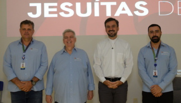 Com a presença do Provincial dos Jesuítas no Brasil, Pe. Marco Antonio, SJ, toma posse