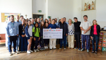 Colégio dos Jesuítas entrega doações do Arraiá 2026 ao Abrigo Santa Helena